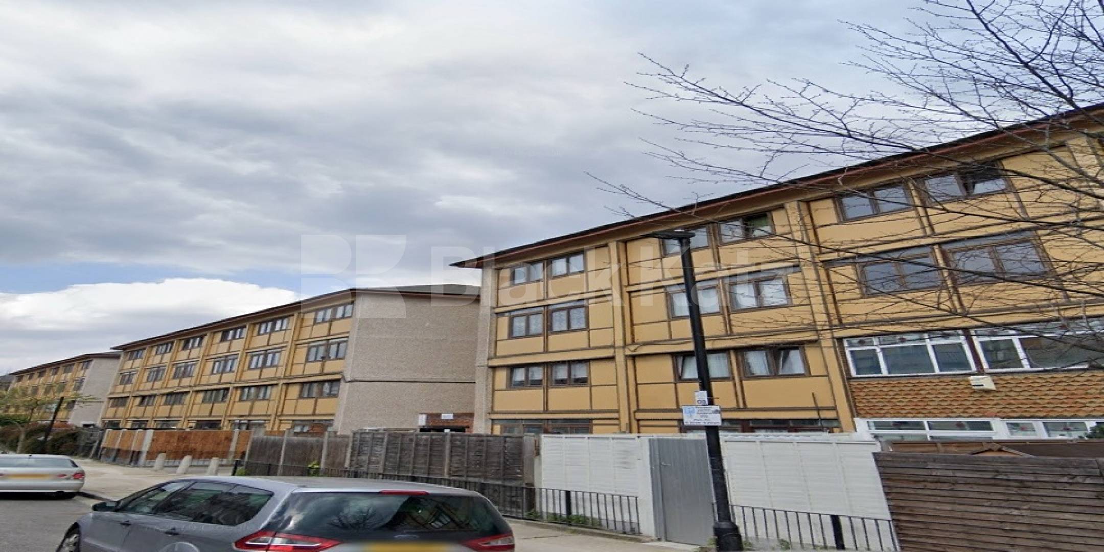 			NEW INSTRUCTION  , 3 Bedroom, 1 bath, 1 reception Apartment			 Seyssel St, Isle of Dogs / Canary Wharf